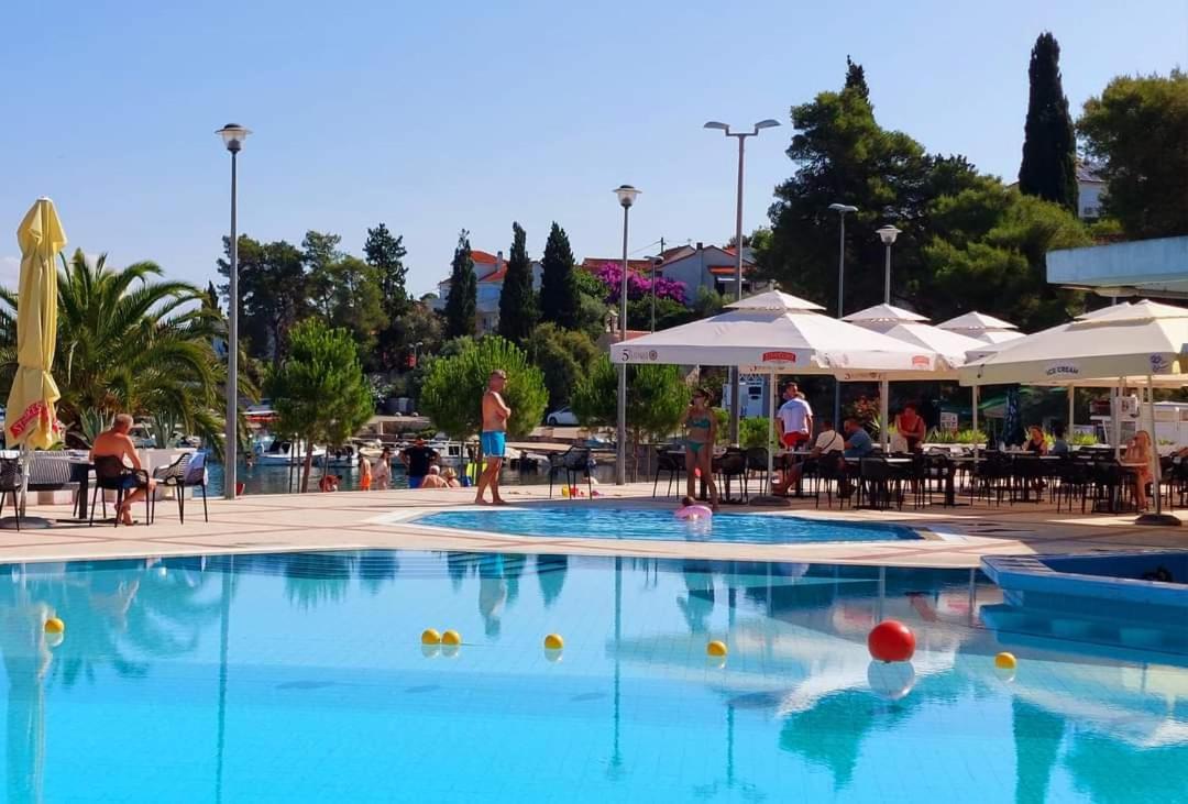 Villa Senka Necujam Ngoại thất bức ảnh